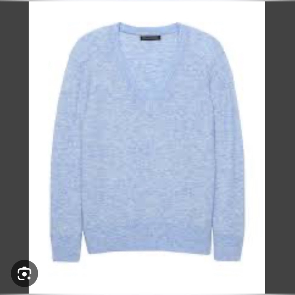 Banana Republic Washable Merino V-Neck Sweater in Medium Blue